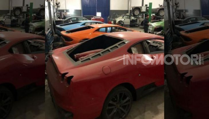 Scoperta fabbrica di Ferrari e Lamborghini Replica, due arresti - Infomotori