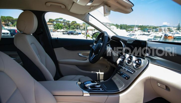 Mercedes-Benz, la prova delle berline compatte 2019 - Foto 13 di 29