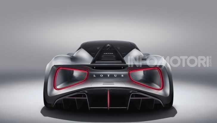 Lotus Evija: l’hypercar elettrica da 1000 euro a cavallo - Foto 29 di 34