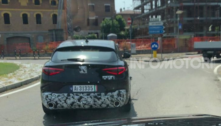 Il SUV compatto Maserati potrebbe debuttare a breve - Foto 3 di 4