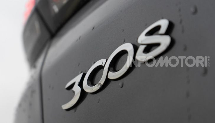 Prova Peugeot 3008 GT Line 2019: vero premium senza rinunce - Foto 14 di 42