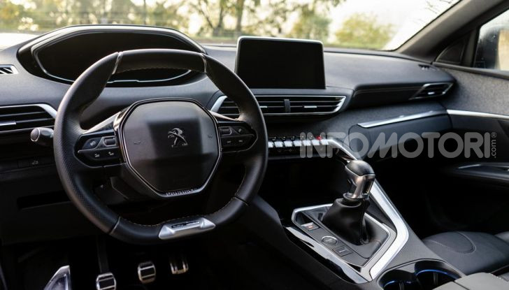 Prova Peugeot 3008 GT Line 2019: vero premium senza rinunce - Foto 22 di 42