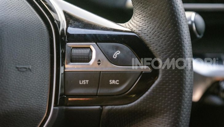 Prova Peugeot 3008 GT Line 2019: vero premium senza rinunce - Foto 25 di 42