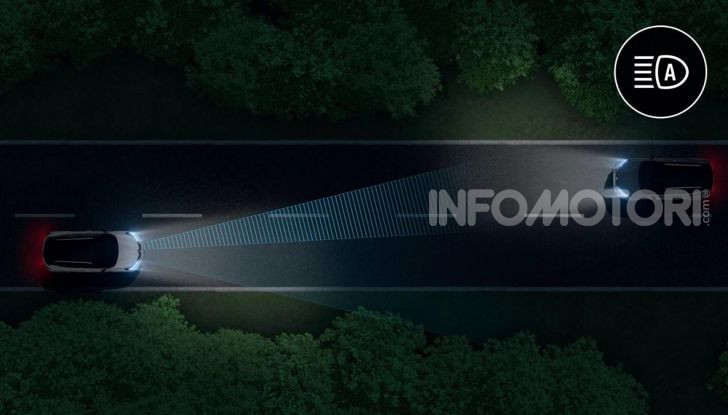 Nuova Renault Captur 2019: SUV d’alto design con variante Plug-In Hybrid - Foto 26 di 47