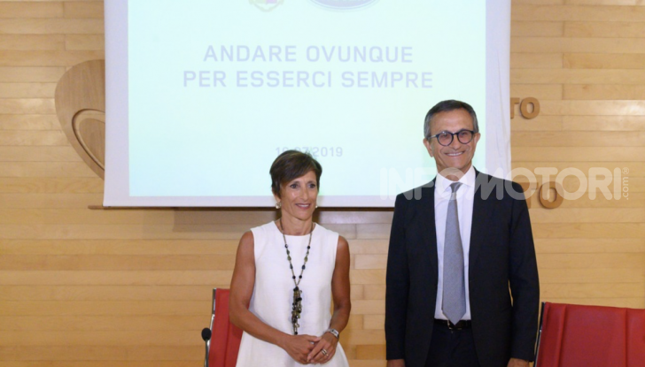 30 Land Rover Discovery consegnate alla Polizia di Stato - Foto 3 di 7