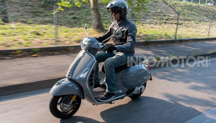 Prova Vespa GTS 300 hpe SuperTech, mai guidata una Vespa così!  - Foto 44 di 49