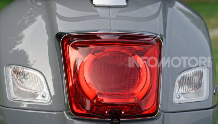 Prova Vespa GTS 300 hpe SuperTech, mai guidata una Vespa così!  - Foto 20 di 49