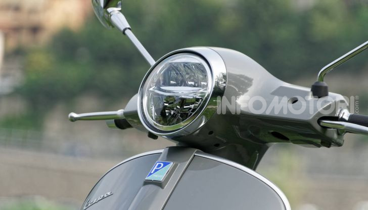 Prova Vespa GTS 300 hpe SuperTech, mai guidata una Vespa così!  - Foto 32 di 49