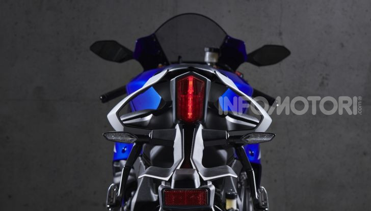Yamaha YZF-R1: il modello 2023 potrebbe essere “solo pista” - Foto 15 di 39