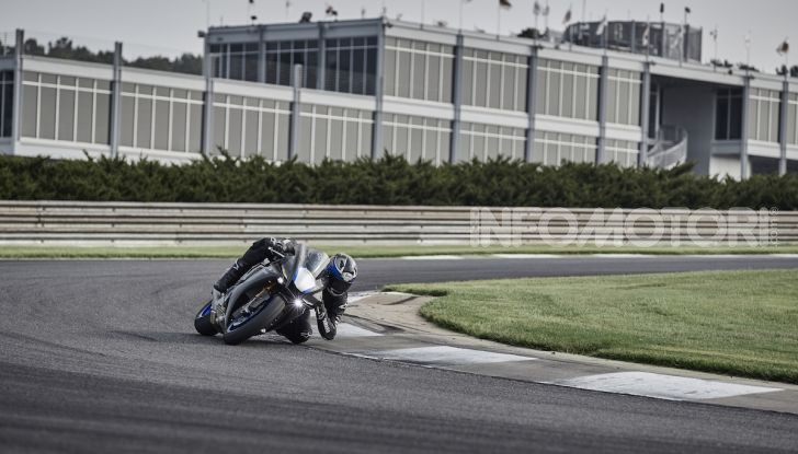 Yamaha YZF-R1: il modello 2023 potrebbe essere “solo pista” - Foto 23 di 39