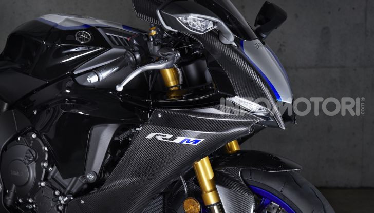 Yamaha YZF-R1: il modello 2023 potrebbe essere “solo pista” - Foto 28 di 39