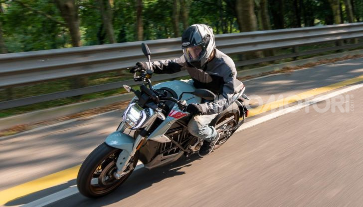 Zero Motorcycles: un Rapid Charger in regalo per chi sceglie la Zero SR/F - Foto 3 di 58