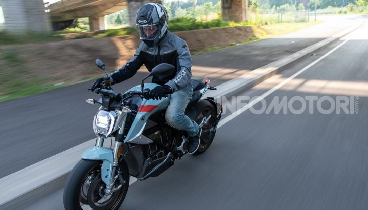 Zero Motorcycles: un Rapid Charger in regalo per chi sceglie la Zero SR/F - Foto 13 di 58