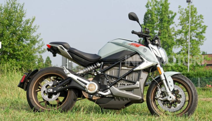 Zero Motorcycles: un Rapid Charger in regalo per chi sceglie la Zero SR/F - Foto 54 di 58