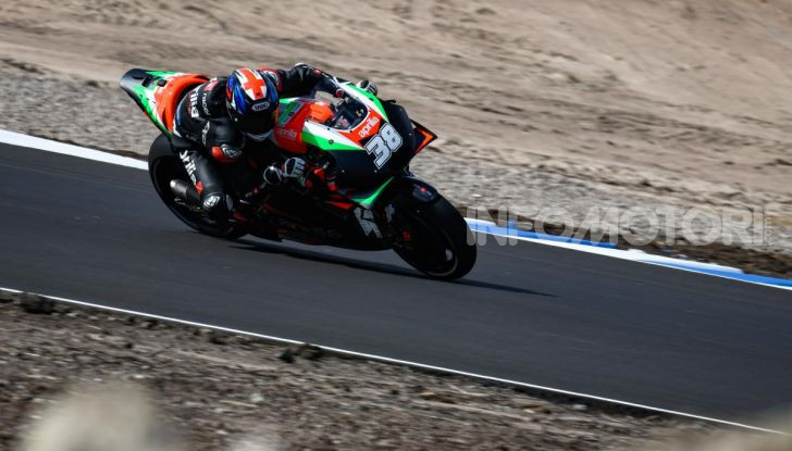 MotoGP 2019: Bradley Smith e l’Aprilia al top nella due giorni di test sul KymiRing - Foto 2 di 11