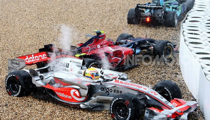 F1: i piloti più famosi licenziati a stagione in corso - Foto 7 di 16