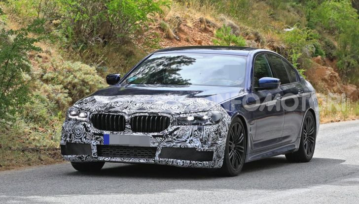 BMW Serie 5 2020 facelift: cambiano l’estetica e la tecnologia - Foto 5 di 15