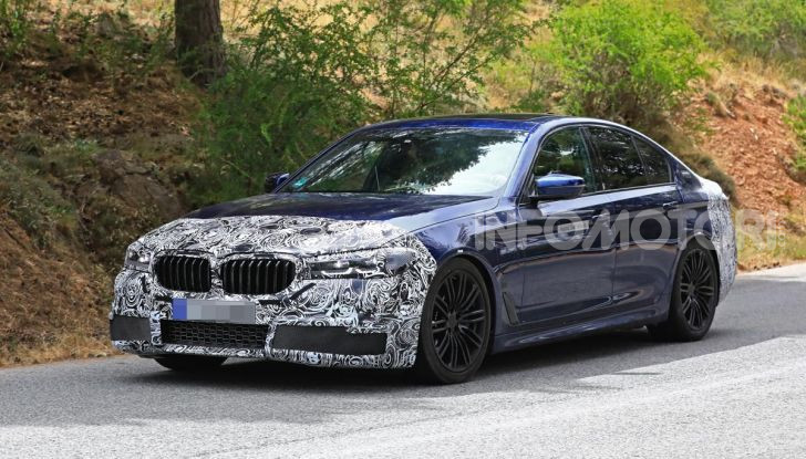 BMW Serie 5 2020 facelift: cambiano l’estetica e la tecnologia - Foto 6 di 15