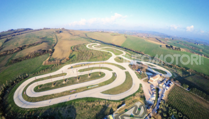 Dainese organizza un weekend al ranch insieme a Valentino Rossi - Foto 3 di 4