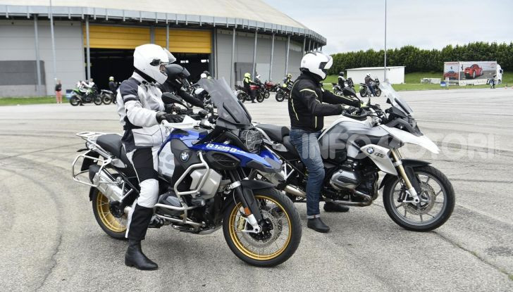 DimensioneGuida: i corsi di guida moto in pista tra divertimento e sicurezza - Foto 47 di 54