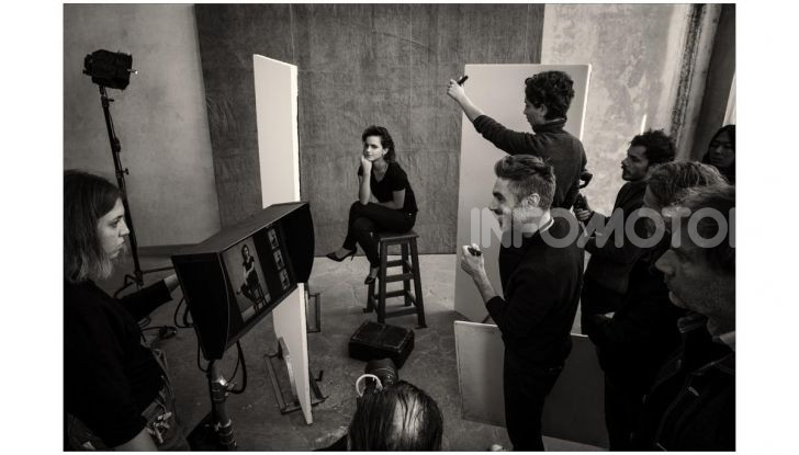 Calendario Pirelli 2020: Looking for Juliet con Emma Watson - Foto 8 di 23