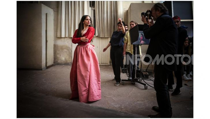 Calendario Pirelli 2020: Looking for Juliet con Emma Watson - Foto 16 di 23