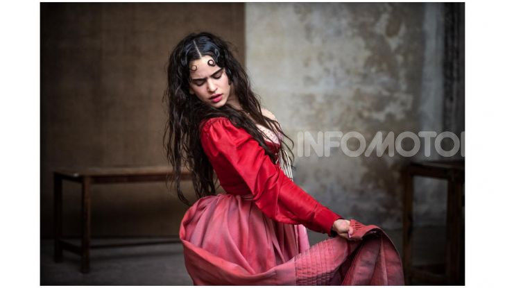 Calendario Pirelli 2020: Looking for Juliet con Emma Watson - Foto 17 di 23