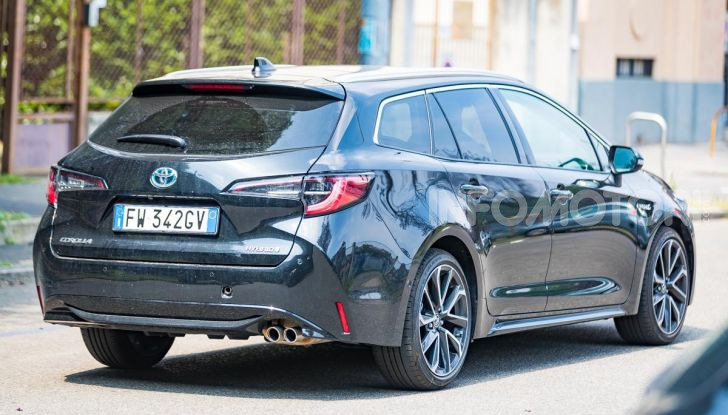 [VIDEO] Prova consumi Toyota Corolla Touring Sports Hybrid 2019 - Foto 30 di 43