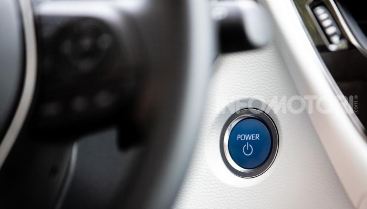 [VIDEO] Prova consumi Toyota Corolla Touring Sports Hybrid 2019 - Foto 35 di 43