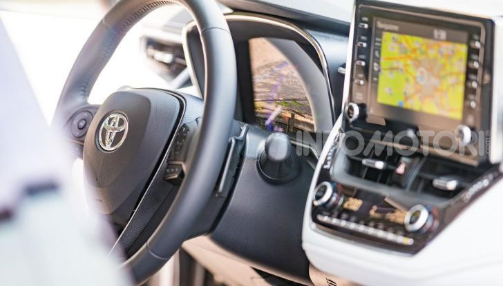 [VIDEO] Prova consumi Toyota Corolla Touring Sports Hybrid 2019 - Foto 40 di 43