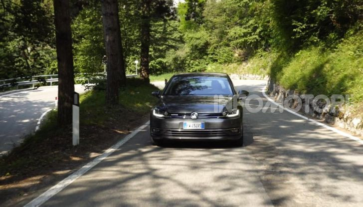[VIDEO] Prova Volkswagen Golf TGI: La Strada in Streaming! - Foto 16 di 33