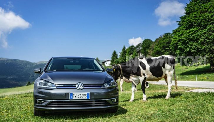 [VIDEO] Prova Volkswagen Golf TGI: La Strada in Streaming! - Foto 6 di 33