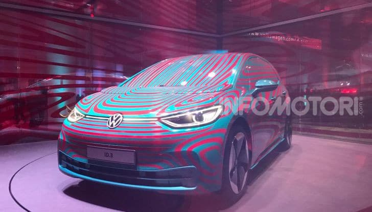Il nuovo logo Volkswagen per il 2020 al Salone di Francoforte - Foto 4 di 6