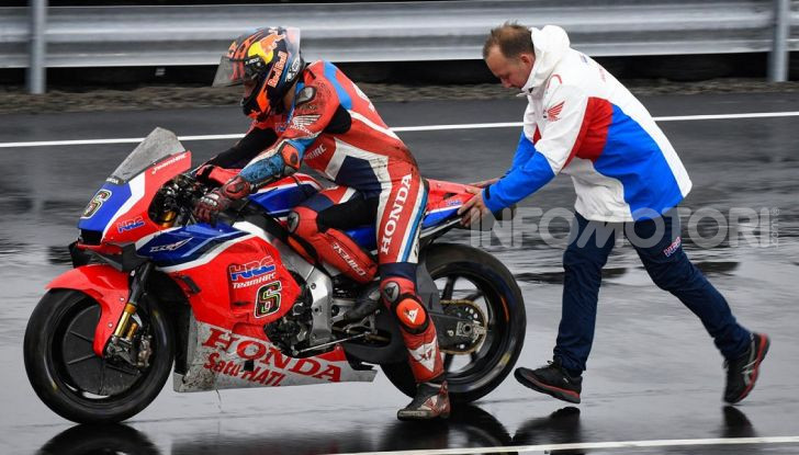 MotoGP 2019: Bradley Smith e l’Aprilia al top nella due giorni di test sul KymiRing - Foto 10 di 11