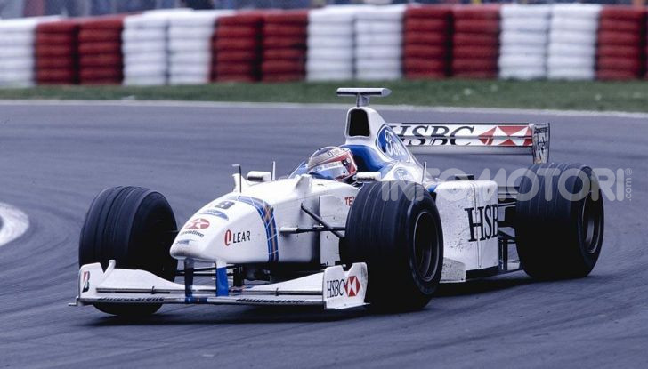 F1: i piloti più famosi licenziati a stagione in corso - Foto 11 di 16