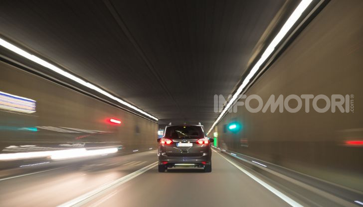 Il traforo del Monte Bianco chiude fino a dicembre: ecco le alternative - Foto 2 di 13