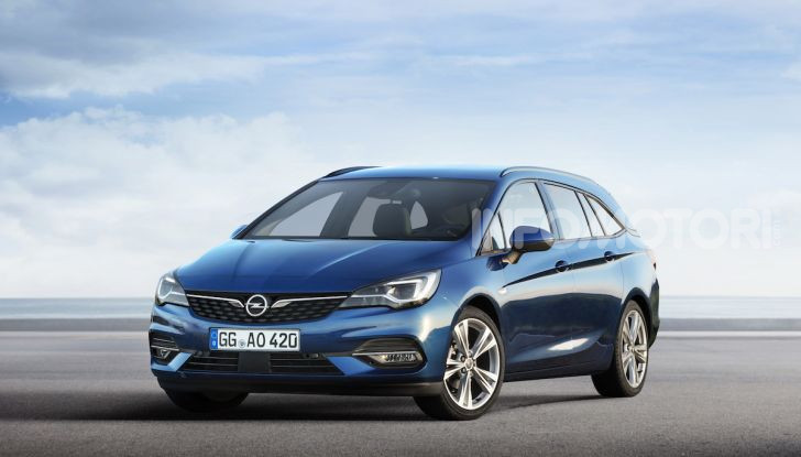 Le Sports Tourer di Opel tra le migliori Station Wagon del 2020 - Foto 2 di 26