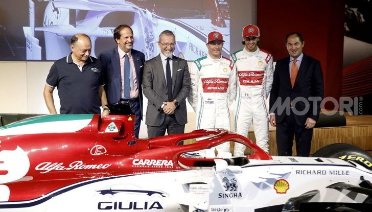 Alfa Romeo Giulia e Stelvio 2020, nuovo spot TV con Kimi Räikkönen - Foto 2 di 18