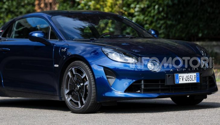 [VIDEO] Prova Alpine A110: i cinque motivi per avere il piccolo gioiello francese - Foto 6 di 45