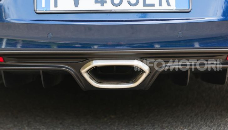 [VIDEO] Prova Alpine A110: i cinque motivi per avere il piccolo gioiello francese - Foto 27 di 45