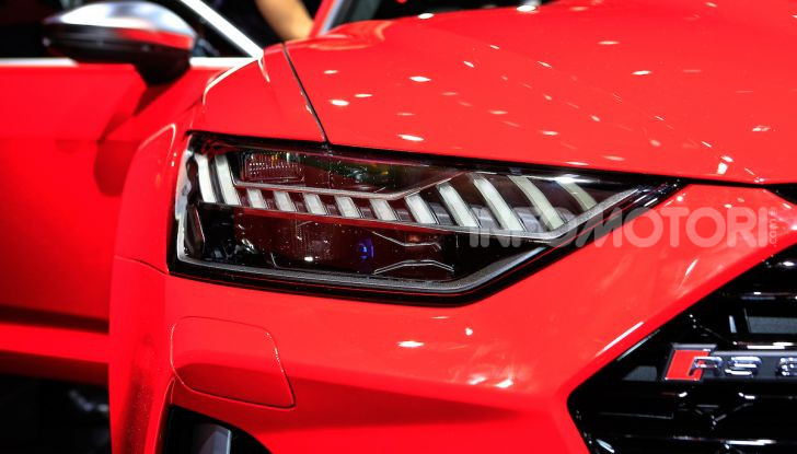 Audi RS6 Avant: un po’ station wagon un po’ supercar - Foto 10 di 23