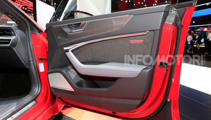 Audi RS7 Sportback 2020: linea muscolosa e prestazioni da supercar - Foto 16 di 19