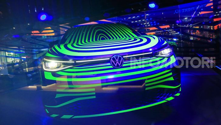 ID.4, il SUV elettrico secondo Volkswagen - Foto 1 di 30