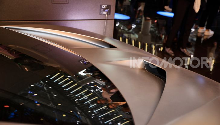 BMW Vision M Next: l’erede dell’iconica M1 - Foto 13 di 16