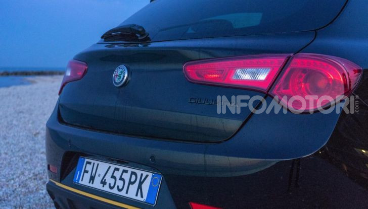 [VIDEO] Prova su strada Alfa Romeo Giulietta 2019: Bella per Tradizione! - Foto 18 di 28