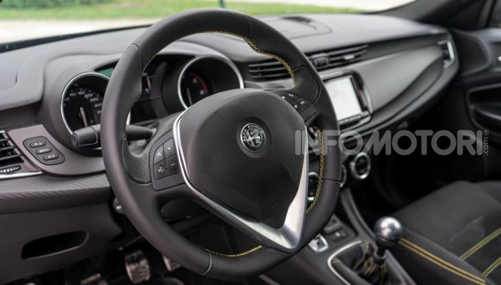 [VIDEO] Prova su strada Alfa Romeo Giulietta 2019: Bella per Tradizione! - Foto 24 di 28