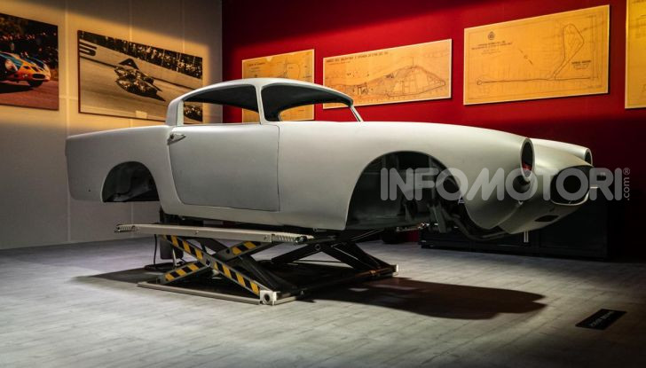 Universo Ferrari, a Fiorano con le nuove F8 Spider e 812 GTS - Foto 24 di 38