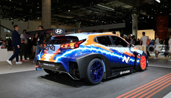 Hyundai Veloster N ETCR: l’elettrica da corsa per il Mondiale Turismo a zero emissioni - Foto 10 di 12