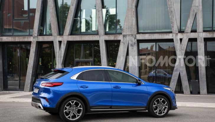 [VIDEO] Prova SUV Kia XCeed: La quadratura del cerchio - Foto 12 di 42