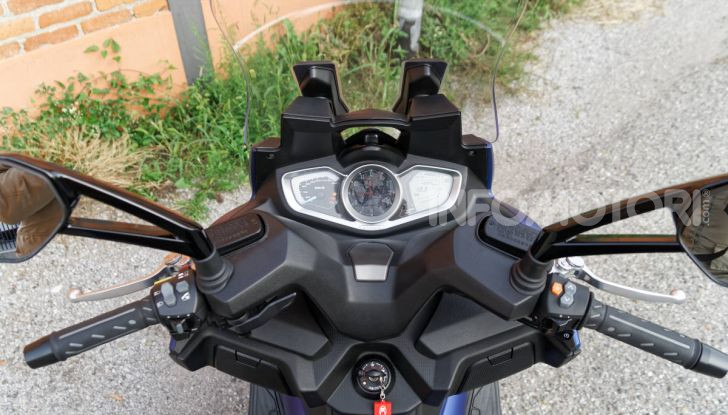 Prova Kymco Xciting 400i s: pochi difetti, tanta sostanza - Foto 23 di 51